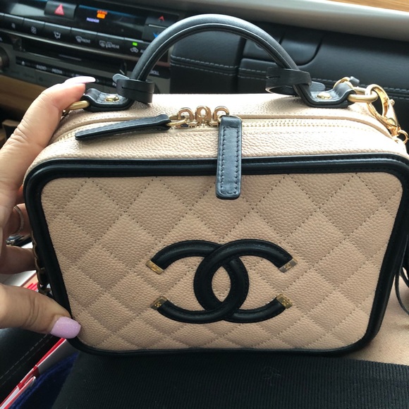 CHANEL Handbags - Chanel bag